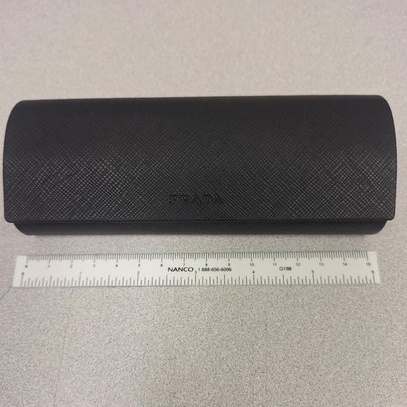 *** LIMITED-TIME get 24-30% OFF *** PRADA hardcase for sunglasses - Picture 6 of 6